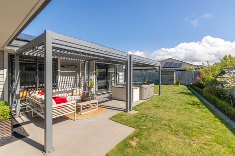 Photo of property in 14 Ballinger Place, Kaiapoi, 7630