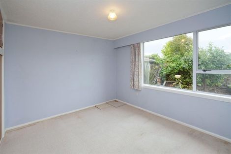 Photo of property in 14 Ron Place, Bishopdale, Christchurch, 8051