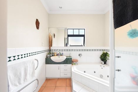 Photo of property in 35 Clarkin Road, Fairfield, Hamilton, 3214