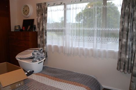 Photo of property in 17 Gerontius Glade, Torbay, Auckland, 0630