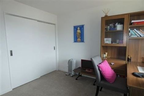 Photo of property in 15/2 Stone Street, Miramar, Wellington, 6022