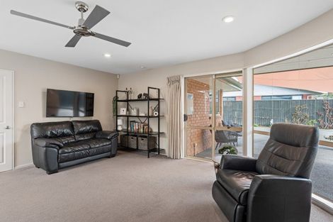 Photo of property in 1/31 Hillsborough Terrace, Hillsborough, Christchurch, 8022