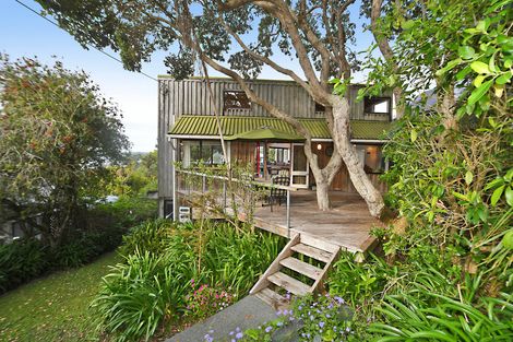 Photo of property in 6 Hillside Crescent, Leigh, 0985