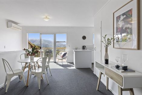 Photo of property in 3a Oldham Way, Crofton Downs, Wellington, 6035