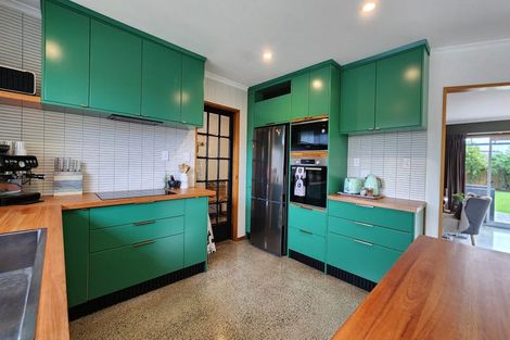 Photo of property in 10 Addison Place, Halswell, Christchurch, 8025