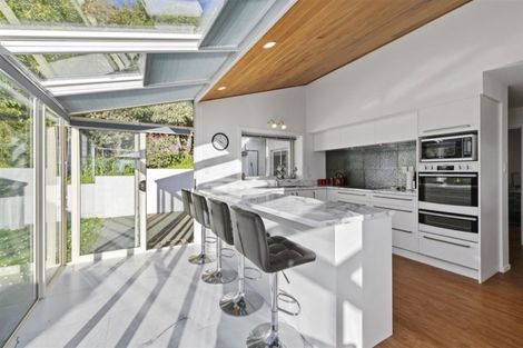 Photo of property in 239 Cannon Hill Crescent, Mount Pleasant, Christchurch, 8081