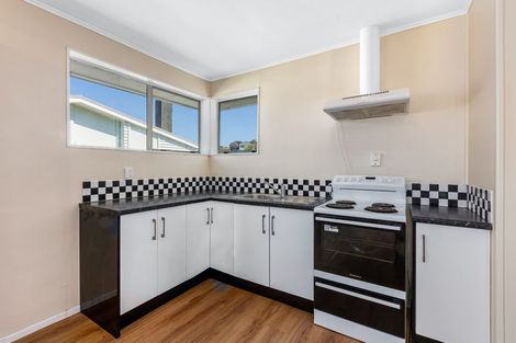 Photo of property in 18 Stipulate Place, Ascot Park, Porirua, 5024