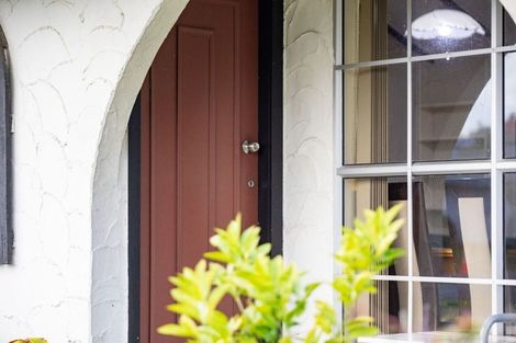 Photo of property in 11 Hibiscus Avenue, Hamilton Lake, Hamilton, 3204