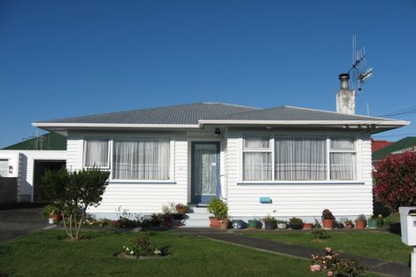 Photo of property in 10 Linley Place, Levin, 5510