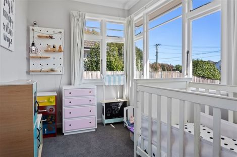 Photo of property in 18 Coopers Road, Dallington, Christchurch, 8061