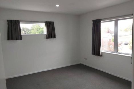 Photo of property in 2 Yew Tree Lane, Hillmorton, Christchurch, 8024