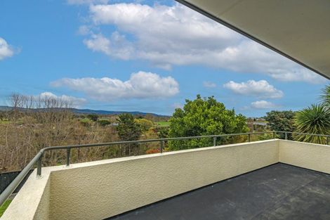 Photo of property in 41 Royal Oak Drive, Kelvin Grove, Palmerston North, 4414