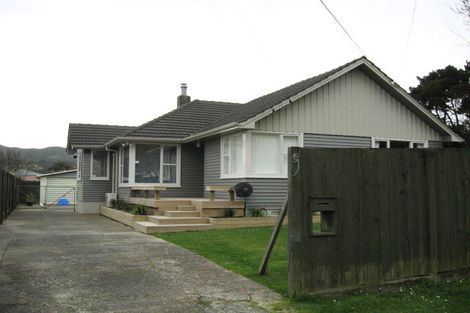 Photo of property in 5 Thirlmere Street, Wainuiomata, Lower Hutt, 5014