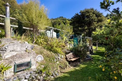 Photo of property in 577 Queen Charlotte Drive, Havelock, Picton, 7281