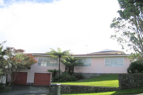 Photo of property in 22 Haast Close, Kelson, Lower Hutt, 5010