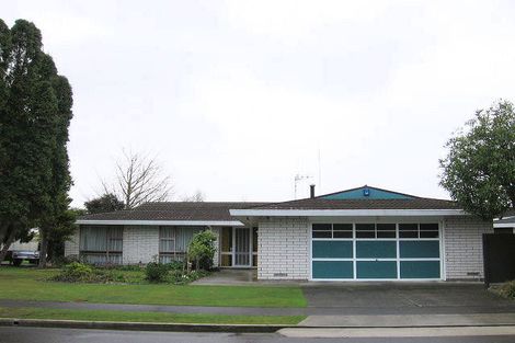 Photo of property in 19 Opawa Place, Terrace End, Palmerston North, 4410