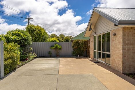 Photo of property in 11a Sefton Place, Spreydon, Christchurch, 8024