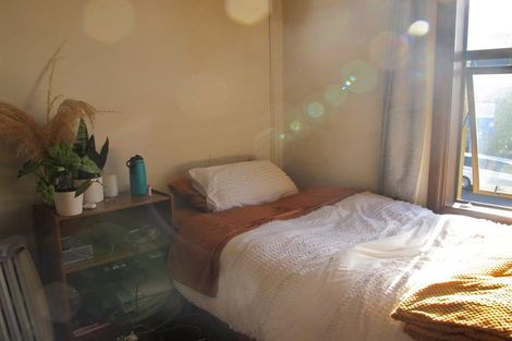 Photo of property in 1 Howe Street, North Dunedin, Dunedin, 9016