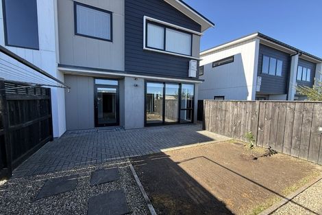 Photo of property in 10 Pukewhero Rise, Westgate, Auckland, 0614