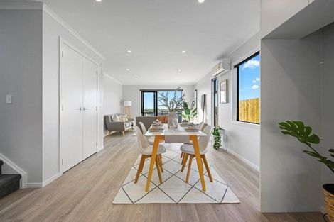 Photo of property in 2/44 Rose Berry Crescent, Flagstaff, Hamilton, 3210