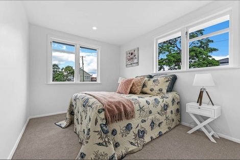 Photo of property in 31 Arimu Road, Papakura, 2110