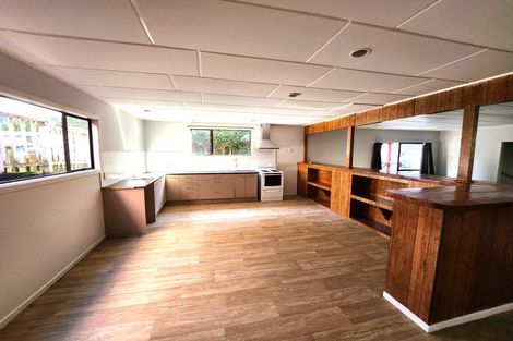 Photo of property in 105 Tidal Road, Mangere, Auckland, 2022