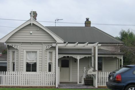 Photo of property in 2/13 Railway Street West, Papakura, 2110