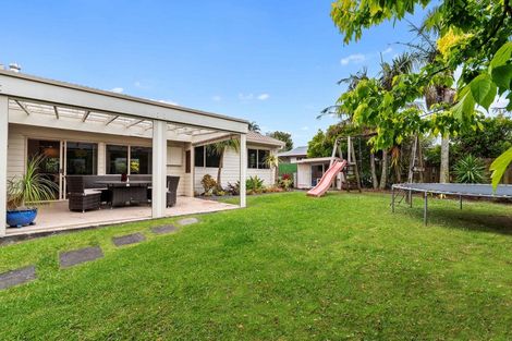 Photo of property in 3 Rifleman Rise, Unsworth Heights, Auckland, 0632