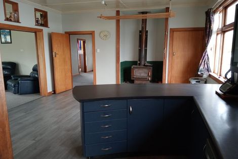 Photo of property in 5 Clifden Highway, Tuatapere, 9620