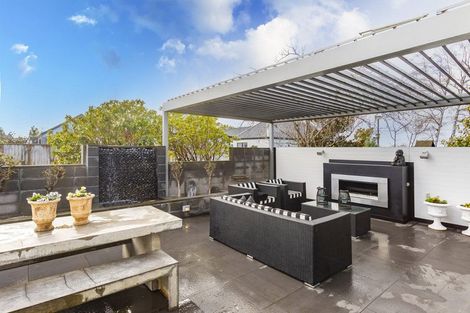 Photo of property in 107 Gardiners Road, Harewood, Christchurch, 8051