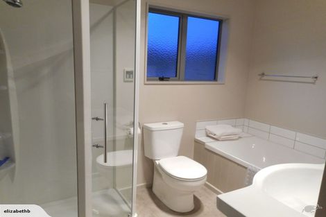 Photo of property in 32 Speldhurst Grove, Stokes Valley, Lower Hutt, 5019