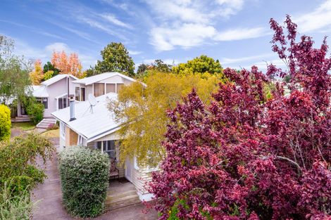 Photo of property in 26 Yeovil Road, Te Atatu Peninsula, Auckland, 0610