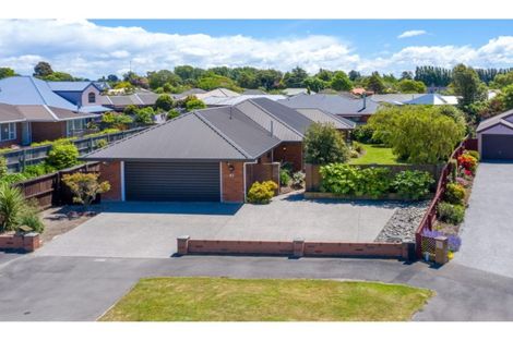 Photo of property in 61 Lowry Avenue, Redwood, Christchurch, 8051
