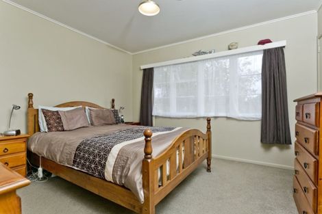 Photo of property in 1/15 Elliott Avenue, Bayview, Auckland, 0629