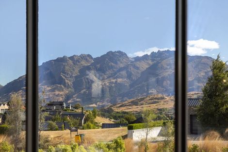 Photo of property in 19 Glenfiddich Road, Jacks Point, Queenstown, 9371