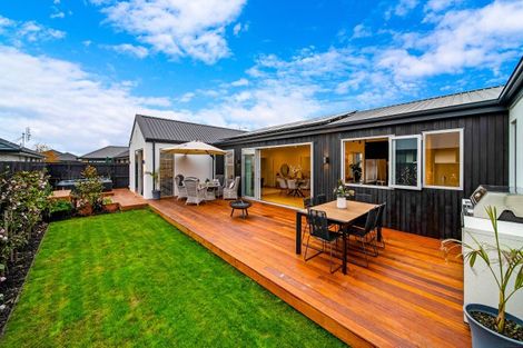Photo of property in 2 Guyon Street, Marshland, Christchurch, 8083