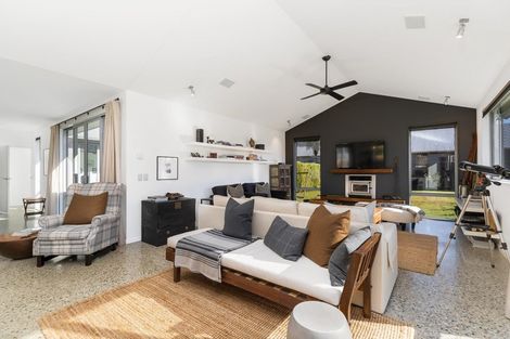 Photo of property in 6 Mathias Terrace, Arthurs Point, Queenstown, 9371