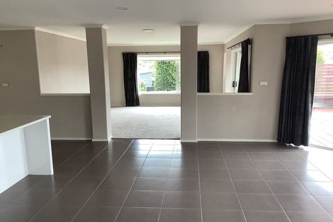 Photo of property in 1 Aufidius Place, Pukekohe, 2120