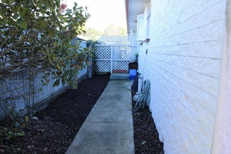 Photo of property in Capel Courts, 1/141a Clarence Street, Riccarton, Christchurch, 8011