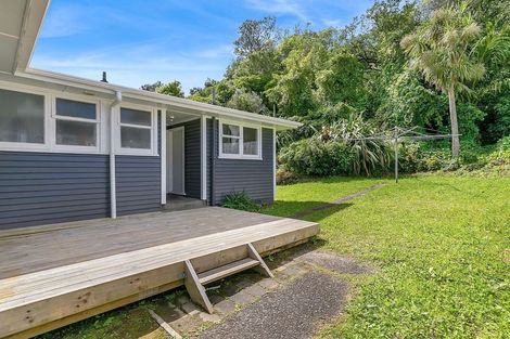 Photo of property in 38 Cardiff Crescent, Cannons Creek, Porirua, 5024