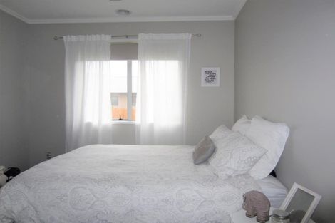 Photo of property in 8 Grenache Place, Rototuna, Hamilton, 3210