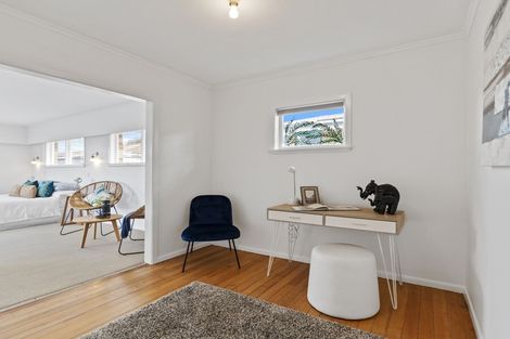 Photo of property in 10 Russell Avenue, Pukekohe, 2120