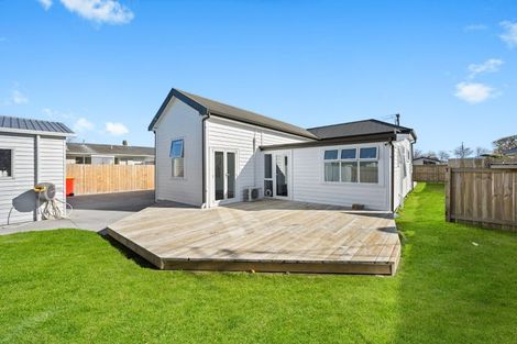 Photo of property in 198 Shakespeare Street, Leamington, Cambridge, 3432