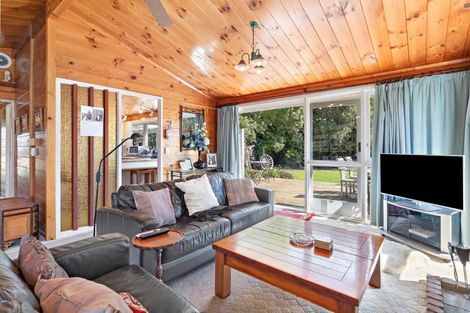 Photo of property in 38 Udy Street, Greytown, 5712