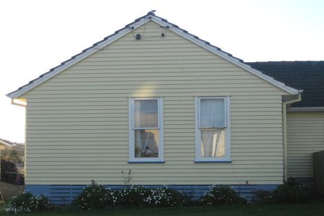 Photo of property in 38a-b Miranda Street, Cannons Creek, Porirua, 5024