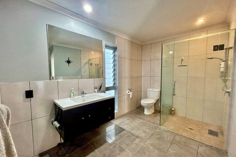 Photo of property in 84 Kent Terrace, Taradale, Napier, 4112