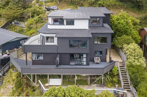 Photo of property in 83 Tannadyce Street, Strathmore Park, Wellington, 6022