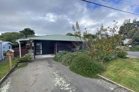 Photo of property in 54a Bassett Road, Johnsonville, Wellington, 6037
