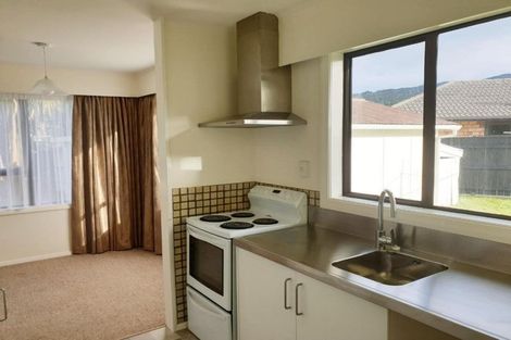 Photo of property in 12 Tui Grove, Elderslea, Upper Hutt, 5018