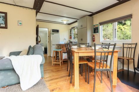 Photo of property in 40 Tombleson Road, Lake Rotoma, Rotorua, 3074